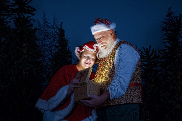 Gallery photo 7 of J&L Santa Team