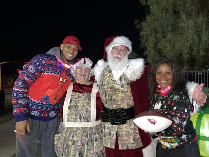 Gallery photo 4 of J&L Santa Team