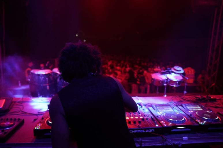 Gallery photo 1 of Joc Havana