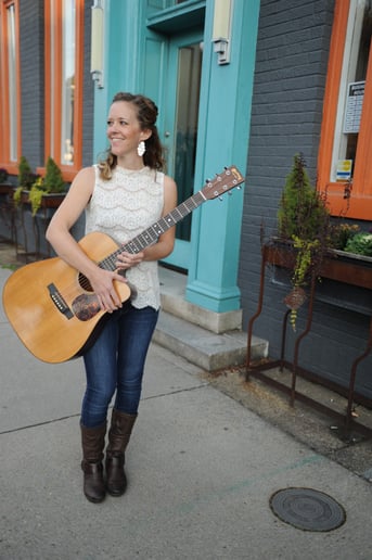 Gallery photo 28 of Jocelyn Oldham Live