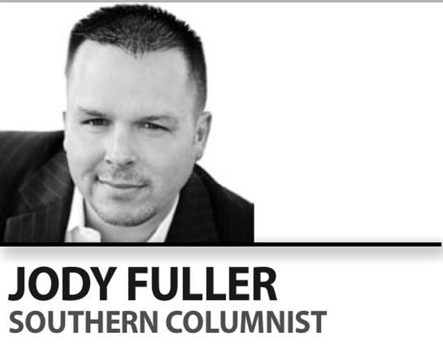 Gallery photo 22 of Jody Fuller: Comedian. Speaker. Writer. Soldier.