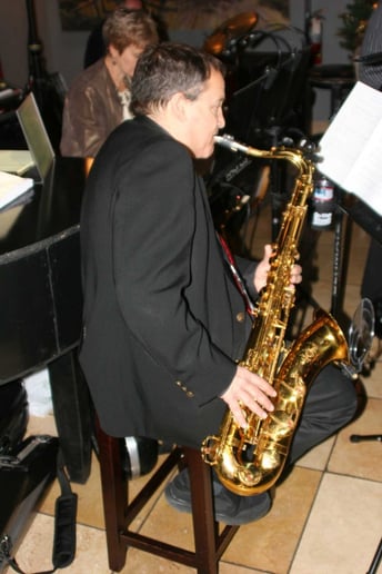 Gallery photo 3 of Joe De La Torre
