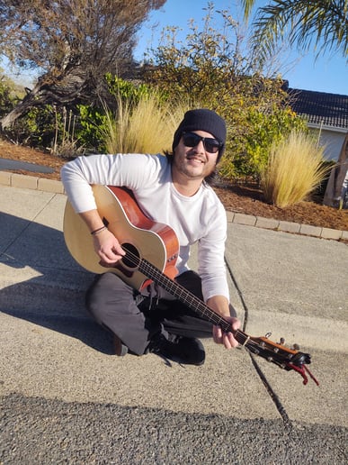 Gallery photo 1 of Joe Endoso