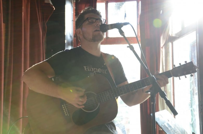 Gallery photo 3 of Joe Sabourin