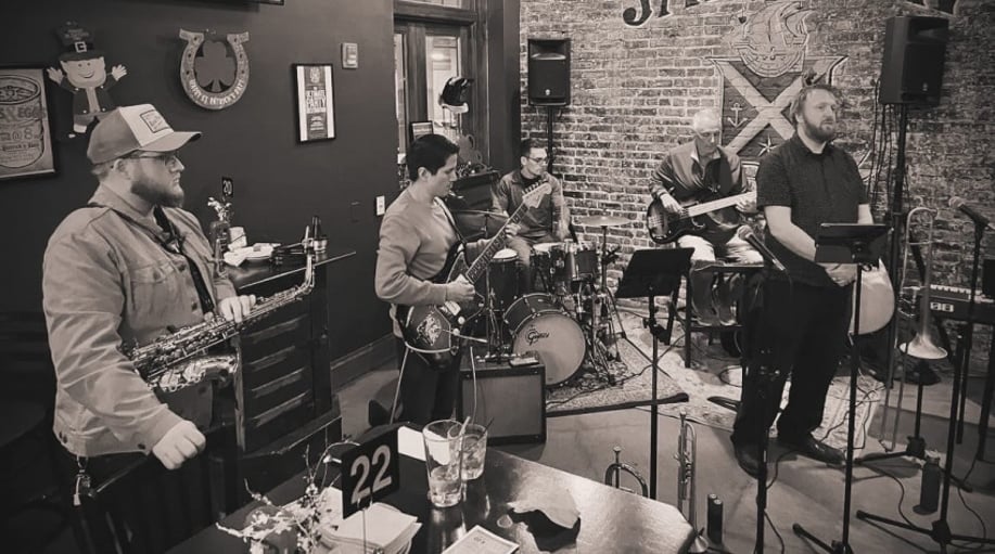 Gallery photo 2 of Joe Johnson & Friends