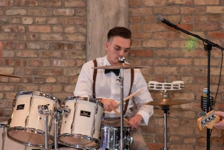 Gallery photo 10 of Joe Johnson & Friends