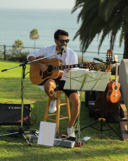 Gallery photo 9 of Joe Manuel