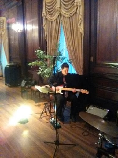 Gallery photo 4 of 3 J Blue Trio