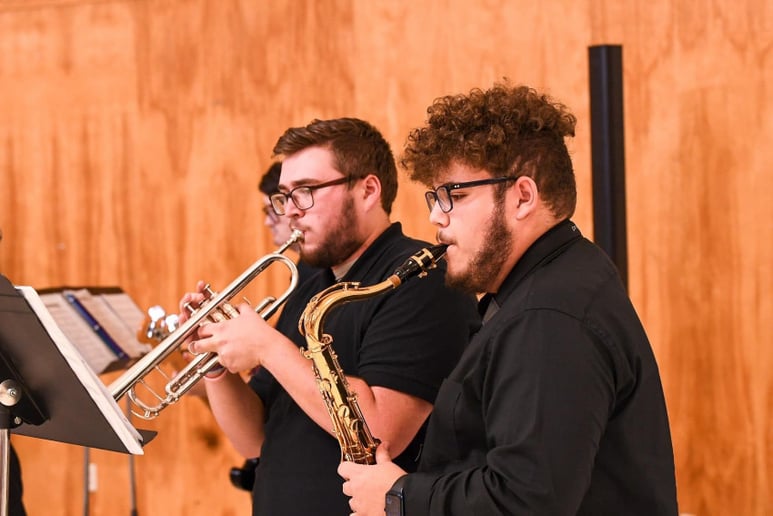 Gallery photo 1 of Joes Sax