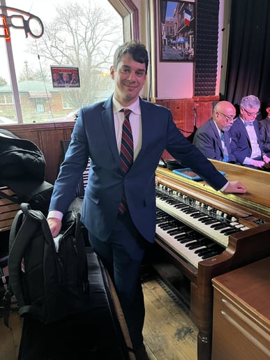 Gallery photo 2 of Joey Aliotta Solo Piano