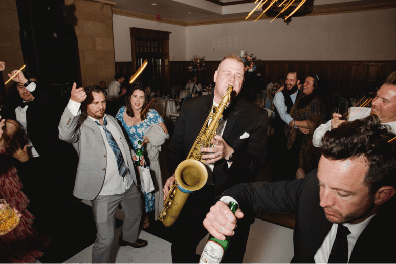 Gallery photo 1 of JoeySax