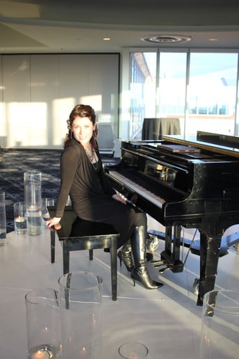 Gallery photo 1 of Johanna Ballou