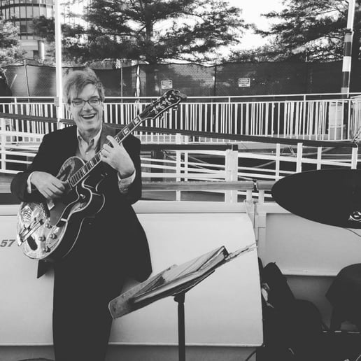 Gallery photo 7 of John Behling Guitarist
