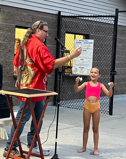 Gallery photo 8 of John Johnson Master Magician