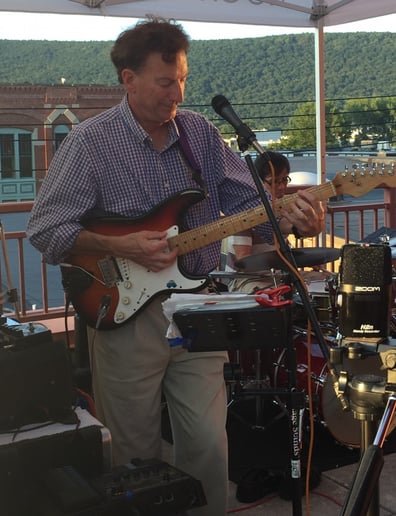 Gallery photo 7 of John Manfredi Band