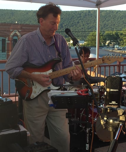 Gallery photo 8 of John Manfredi Band