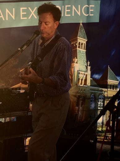 Gallery photo 1 of John Manfredi Band