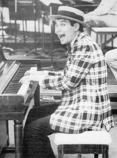 Gallery photo 6 of John the Piano Man