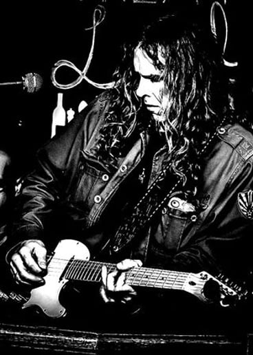 Gallery photo 1 of Johnny Cox & The Magnetic Line