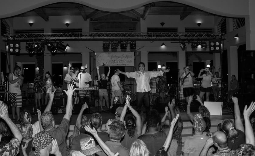 Gallery photo 9 of Johnny Earthquake and The Moondogs