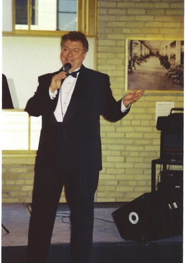 Gallery photo 2 of Johnny Jay Sings Sinatra, Elvis and the Great Crooners!