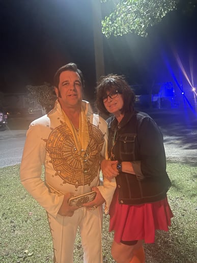 Gallery photo 3 of Johnny Long Elvis Glorifier