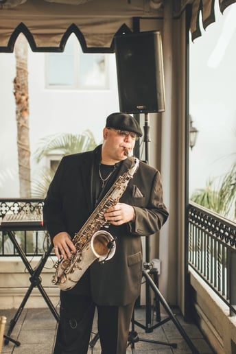 Gallery photo 6 of Johnny Mag Sax