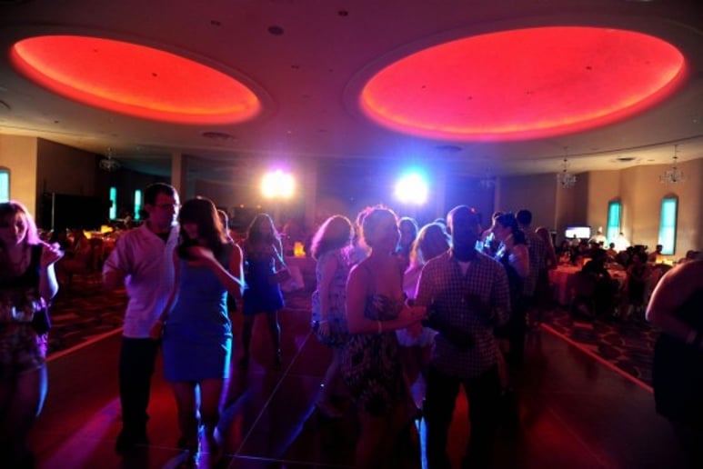 Gallery photo 47 of Johnny The Oldies Singer/DJ/Sinatra, Doo-Wop & More