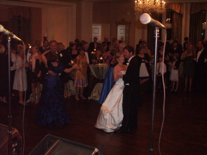 Gallery photo 9 of Johnny White & The Elite Band