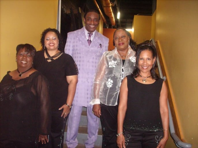 Gallery photo 10 of Johnny White & The Elite Band