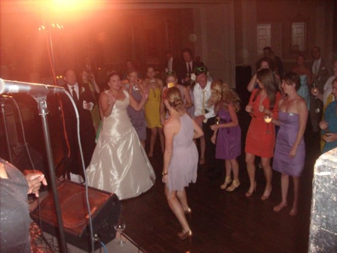 Gallery photo 2 of Johnny White & The Elite Band