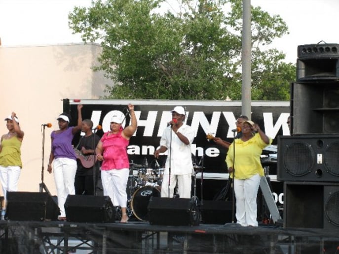 Gallery photo 36 of Johnny White & The Elite Band