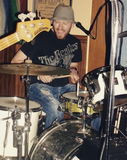 Gallery photo 4 of Johnny Wicker