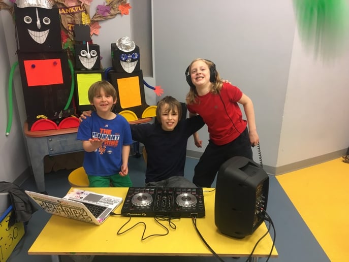 Gallery photo 44 of DJ Johnny Seriuss