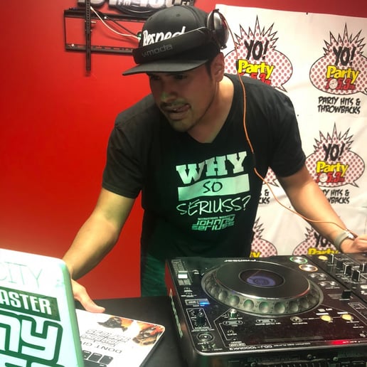 Gallery photo 34 of DJ Johnny Seriuss