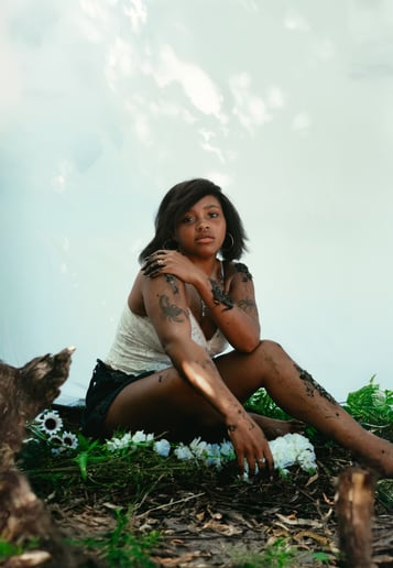Gallery photo 1 of Joi B