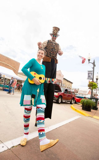 Gallery photo 1 of Jolie Canoli Storytelling & Theater