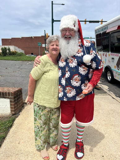 Gallery photo 10 of Jolly Hometown Santa