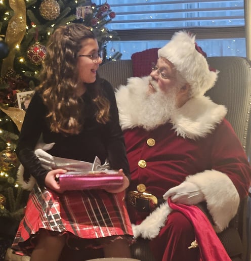 Gallery photo 5 of Jolly Old Elf