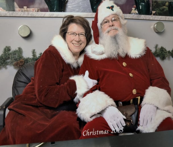 Gallery photo 6 of Jolly Old Elf
