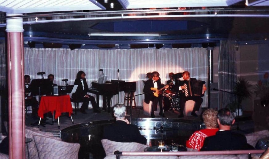 Gallery photo 6 of Jon Persson, Artistic Piano & Tasteful Accordion