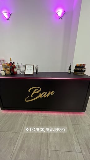Gallery photo 4 of Jon the Bartender