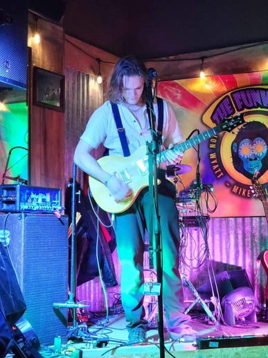 Gallery photo 7 of Jon Wyatt