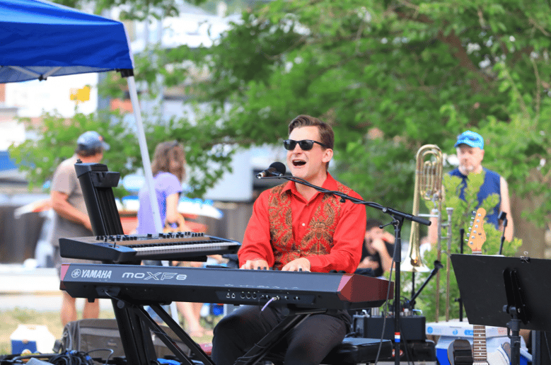 Gallery photo 1 of Jonathan Audette