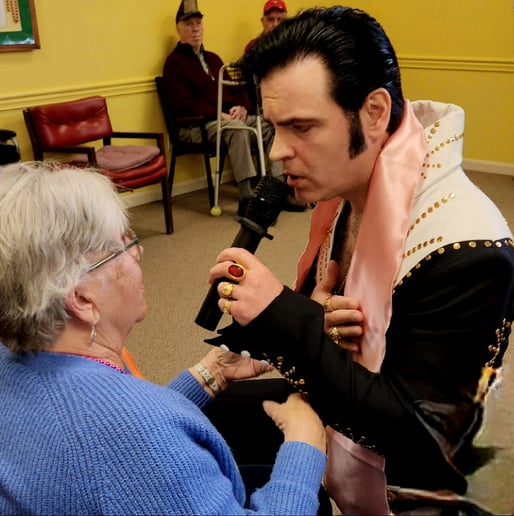 Gallery photo 18 of Jonathan Gilbert - Road to Elvis