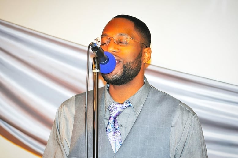 Gallery photo 6 of Jonathan Isaac, Singer / Performer