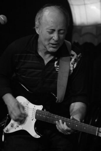 Gallery photo 1 of Jonathan Kalb Band