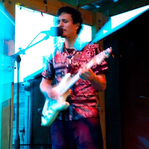 Gallery photo 3 of Jonny Lurie