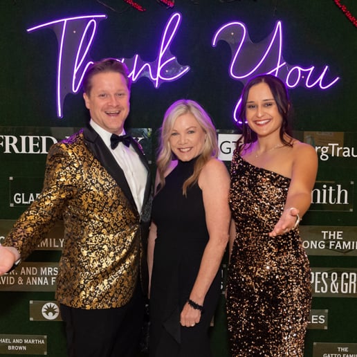 Gallery photo 1 of Jordan the Impact Auctioneer