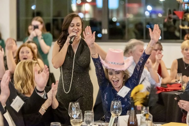 Gallery photo 4 of Jordan the Impact Auctioneer